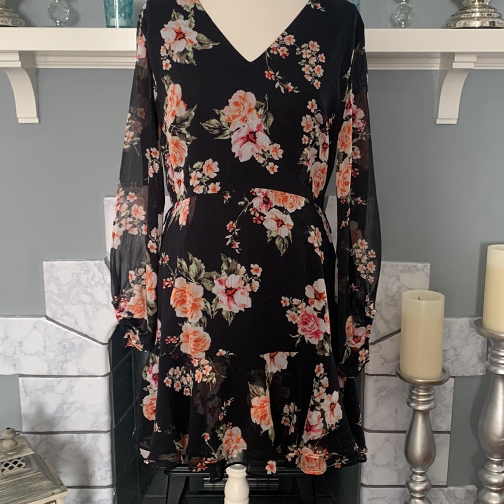 Bar III Dress - Picture 2 of 9